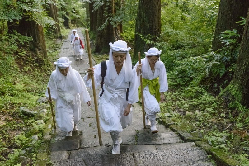 【体験：山伏修行】 羽黒山での山伏体験や精進料理