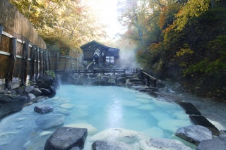蔵王温泉大露天風呂（Large open-air bath at Zao Hot Springs (Zao Onsen)）
