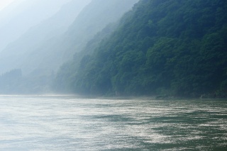 最上川（Mogami river）
