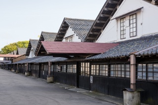 山居倉庫（Sankyo-soko (Warehouses)）