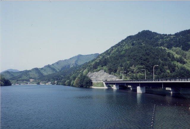 蛭沢湖