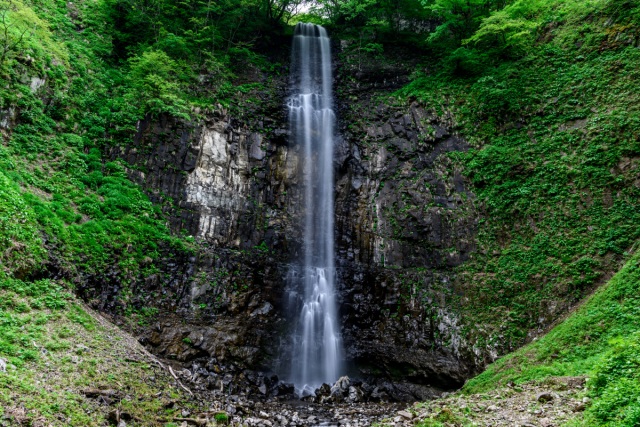 Tamasudare Falls