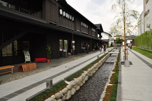 山形県「やまがたの広報写真ライブラリー」より