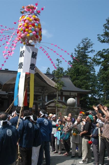 出羽三山神社例大祭（花祭り）　