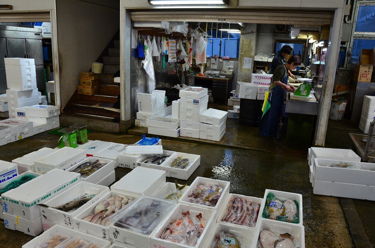 酒田魚市場 観光スポット やまがたへの旅 山形県の公式観光 旅行情報サイト