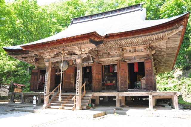 鈴立山 若松寺（天台宗）/ 最上三十三観音 第1番 若松観音