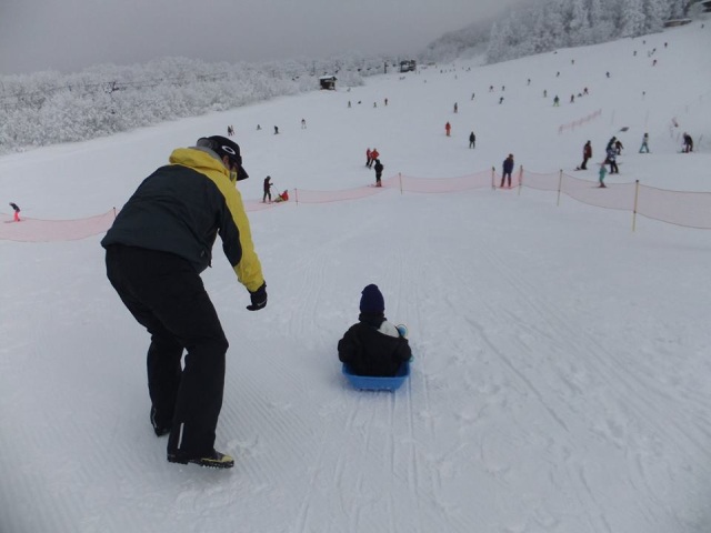 蔵王ライザワールド　雪遊び（そりレンタル、食事セット）